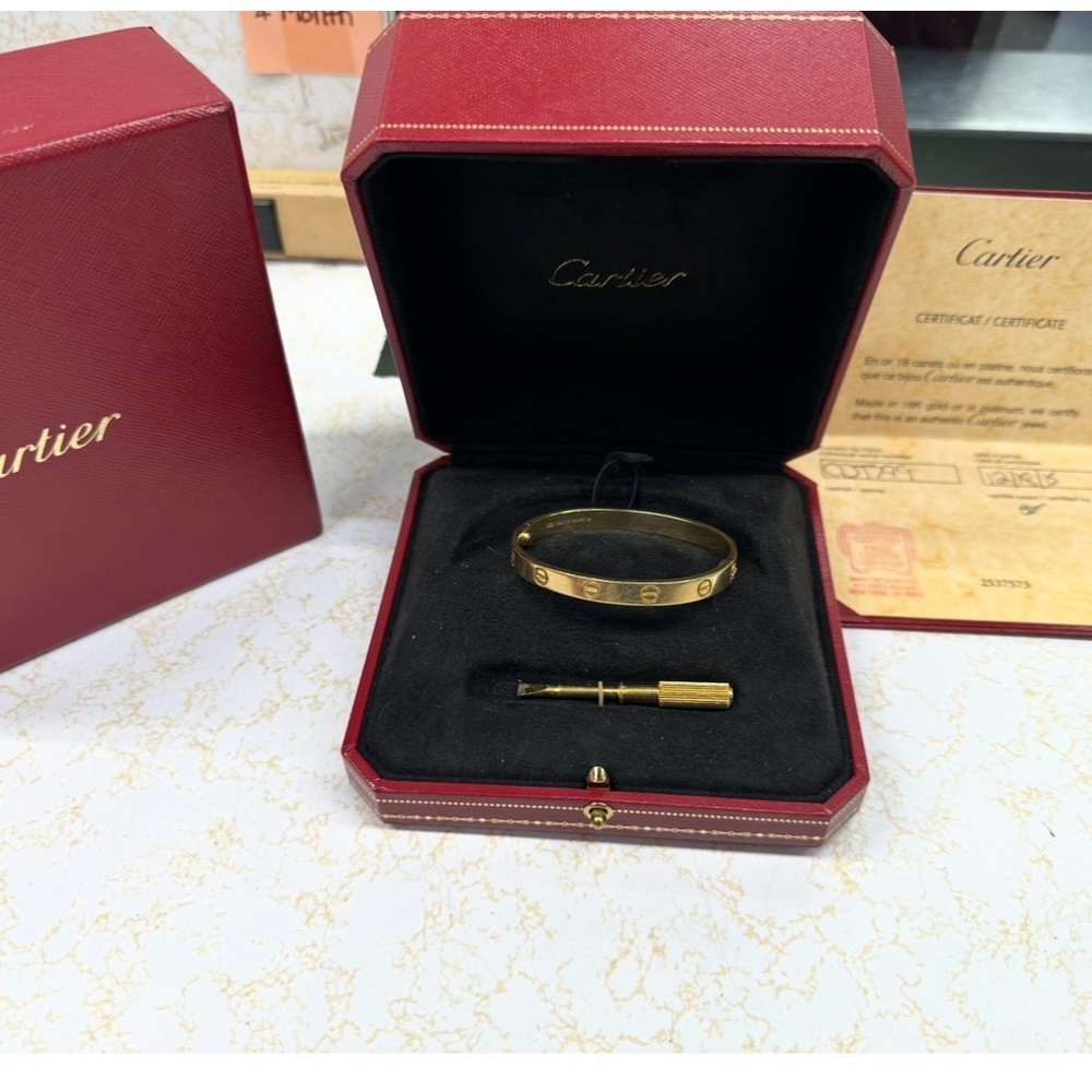 Cartier Love Bracelet Classic Model